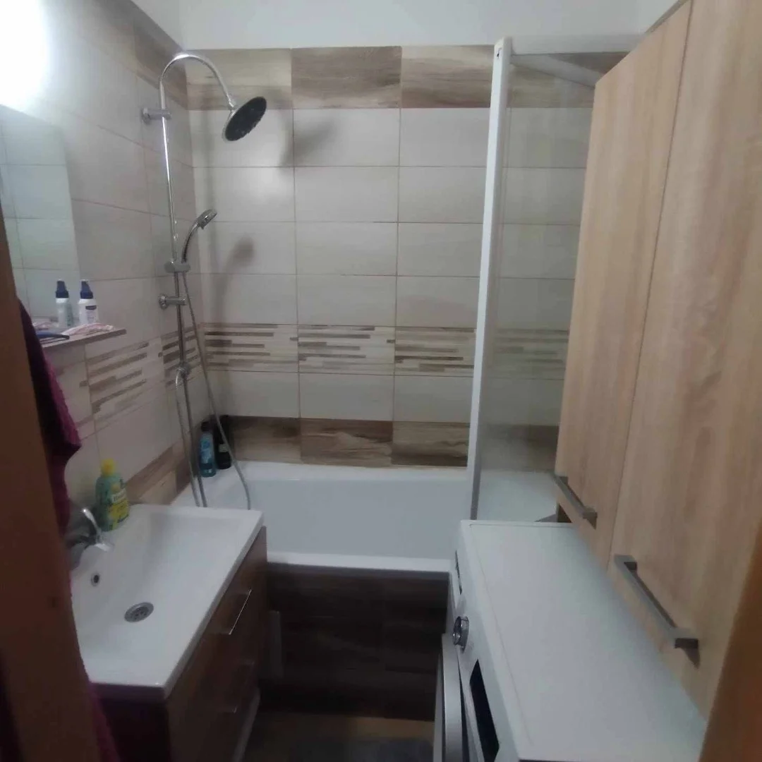 Eladó tégla lakás Veszprémben - Kép 4