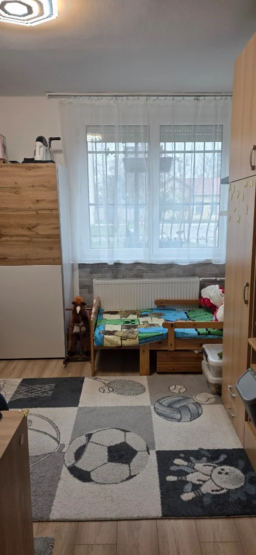 Eladó tégla lakás Székesfehérváron - Kép 6