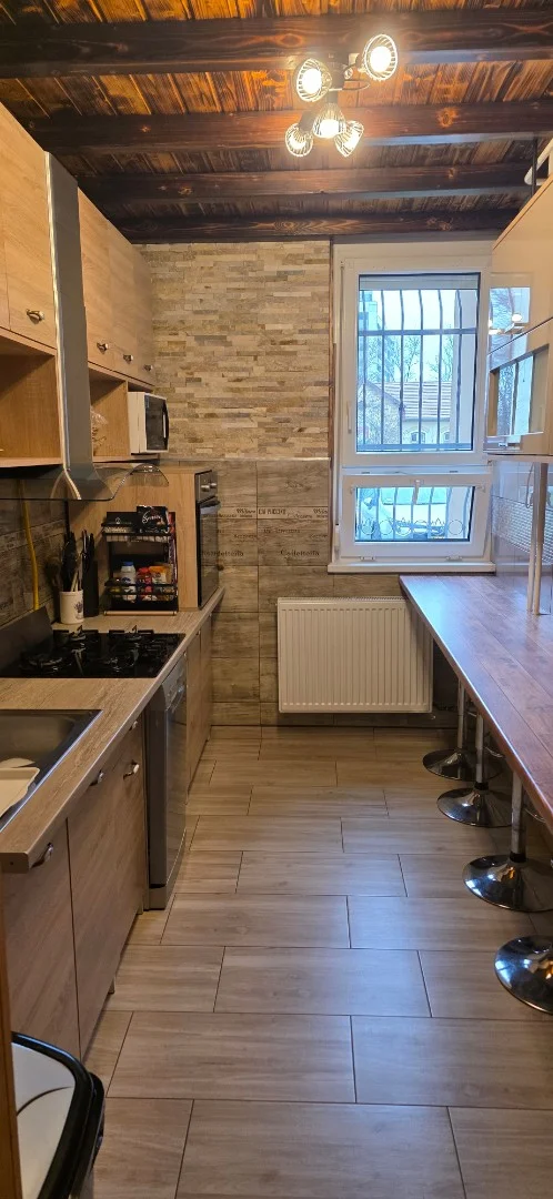 Eladó tégla lakás Székesfehérváron - Kép 7