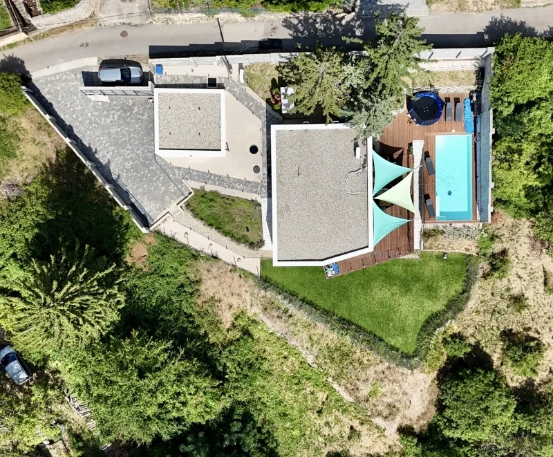 Eladó családi ház Pécsen - Kép 14