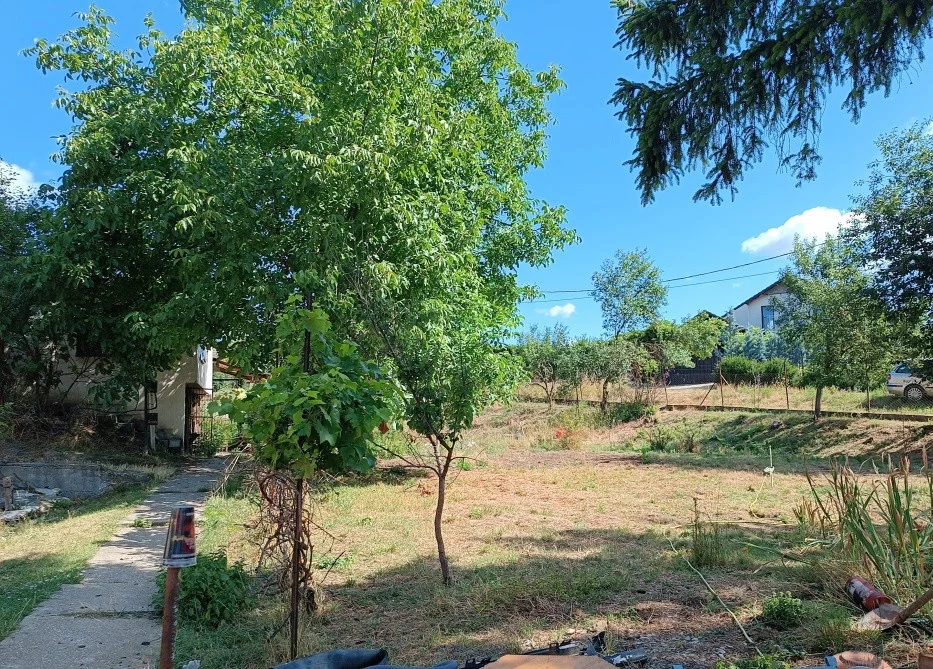 Eladó családi ház Szokolyan - Kép 11