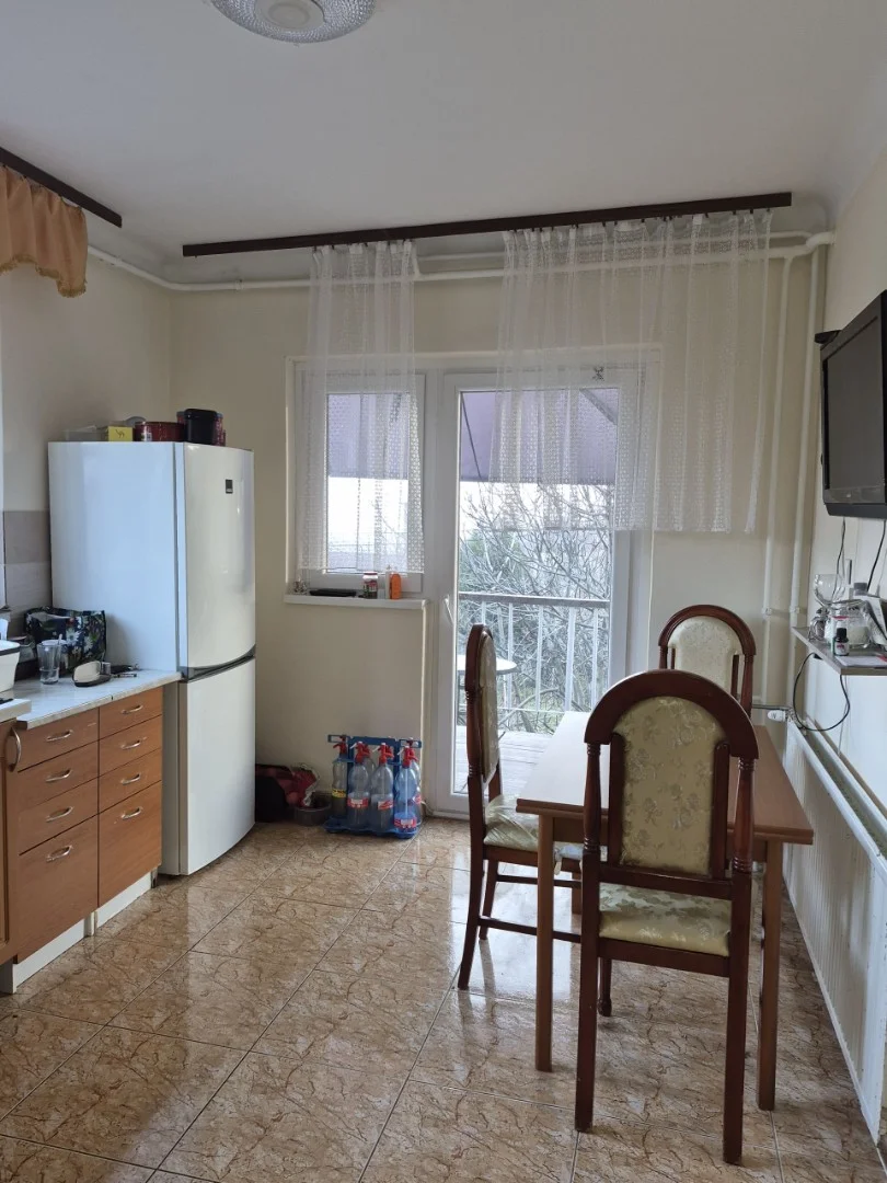 Eladó családi ház Pécsen - Kép 8