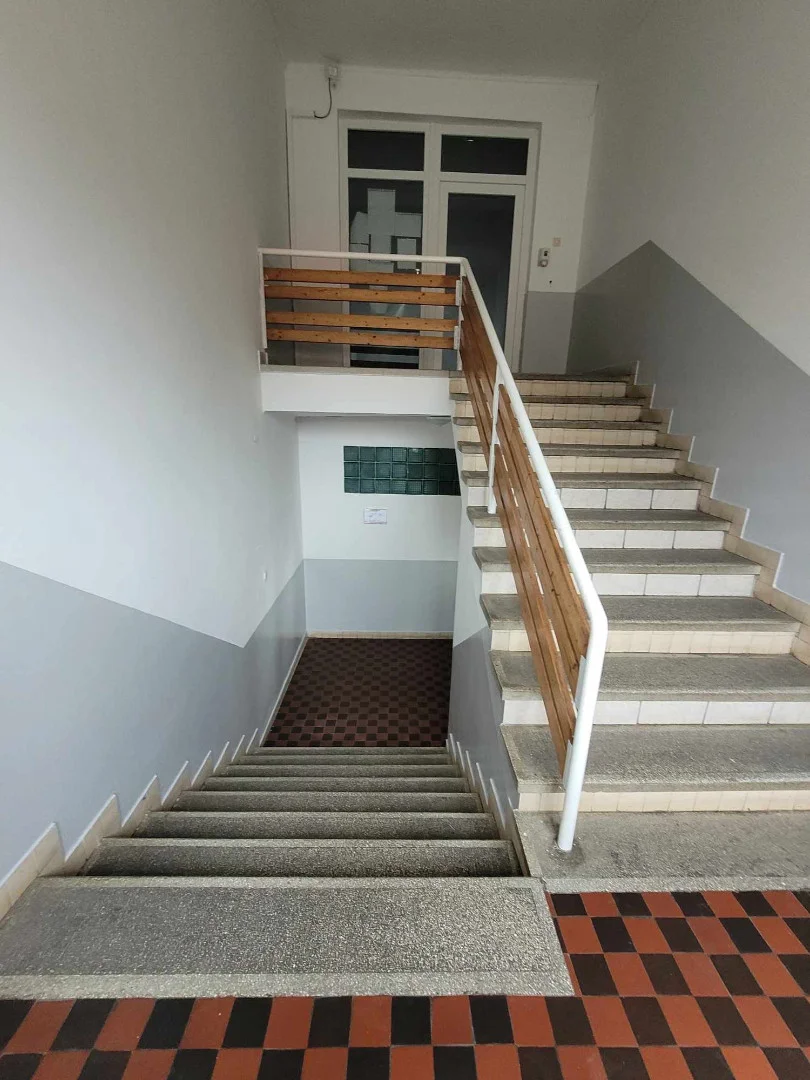 Eladó iroda iroda / üzlet / kereskedelmi / szolgáltató Dombóváron - Kép 3