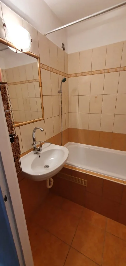 Eladó panel lakás Veszprémben - Kép 9