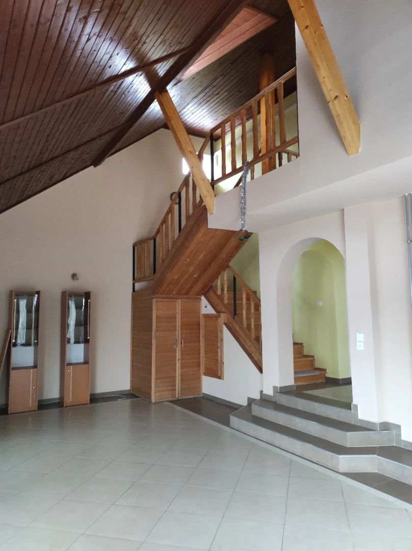 Eladó családi ház Solymár Madàch utca - Kép 9