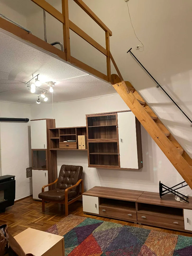 Eladó tégla lakás Budapest 06. ker.en - Kép 4