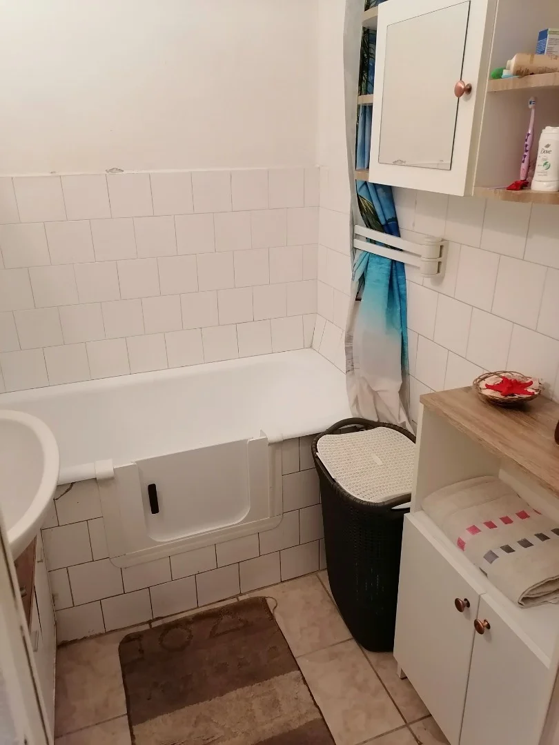 Eladó panel lakás Dunaújvárosban - Kép 7