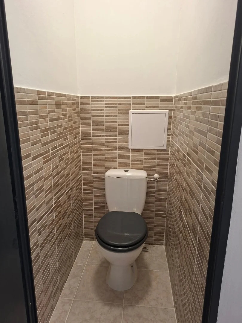 Eladó panel lakás Pécsen - Kép 3