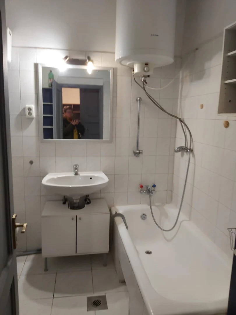 Eladó tégla lakás Budapest 06. ker.en - Kép 16