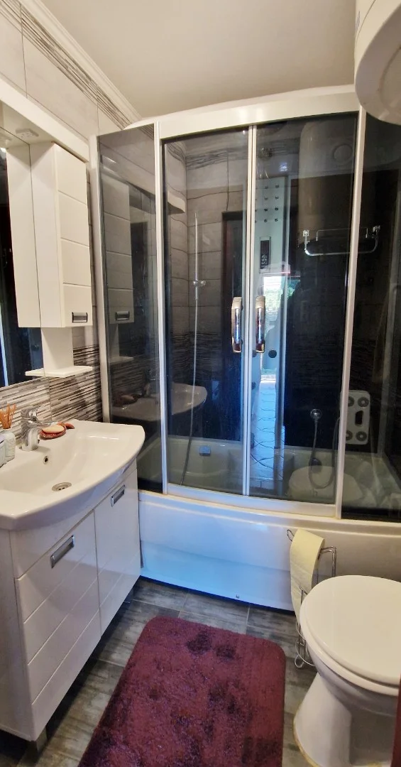 Eladó családi ház Debrecenben - Kép 3