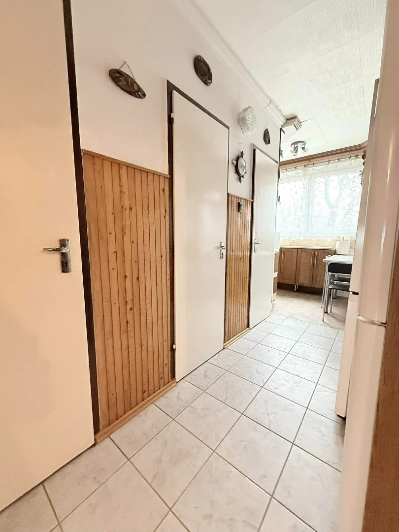 Eladó panel lakás Kazincbarcikan - Kép 10