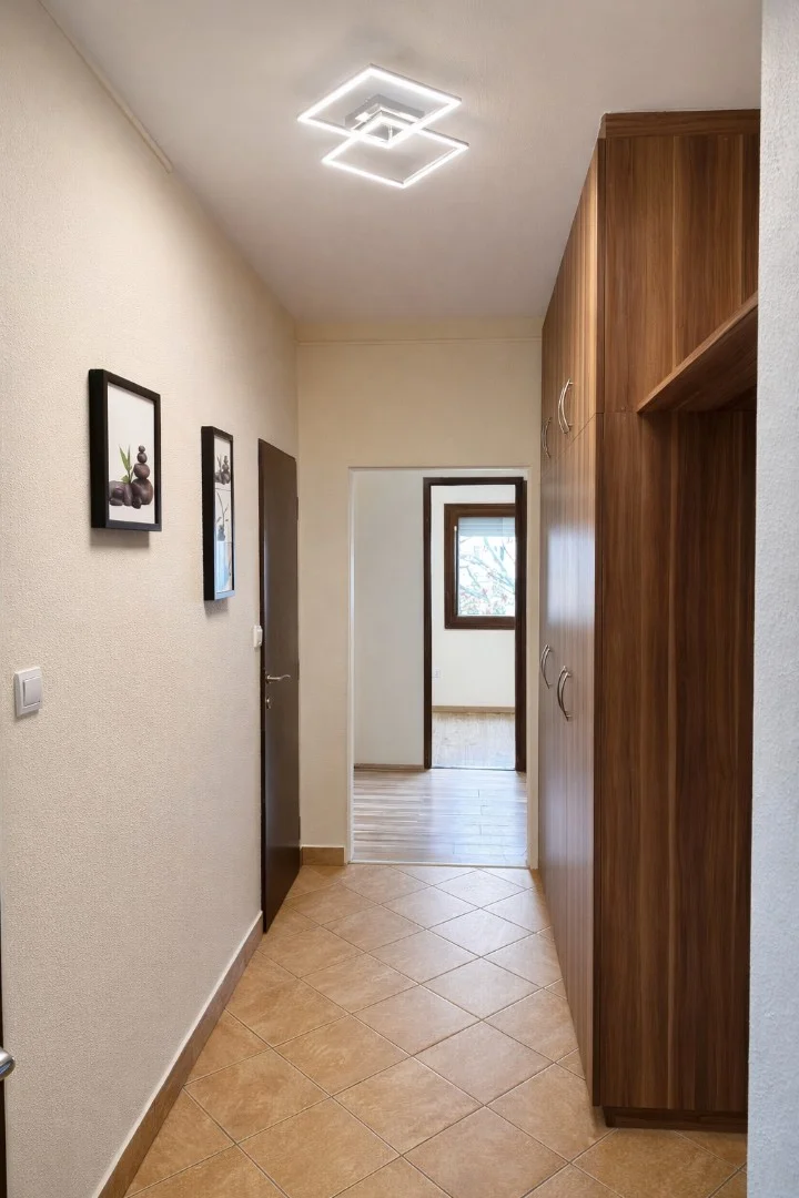 Eladó panel lakás Pécsen - Kép 2