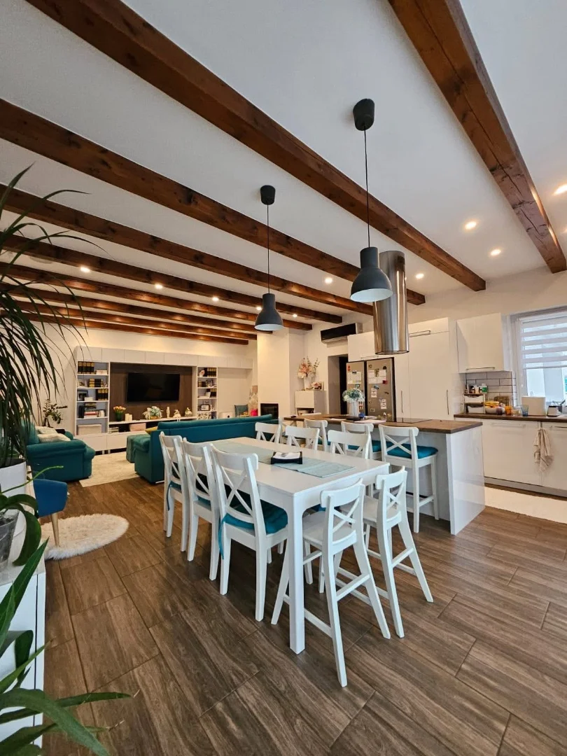 Eladó családi ház Nyíregyházán - Kép 2