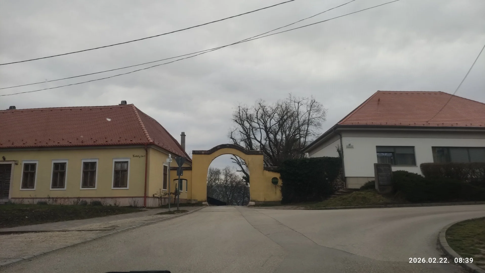 Eladó családi ház Tatan - Kép 7