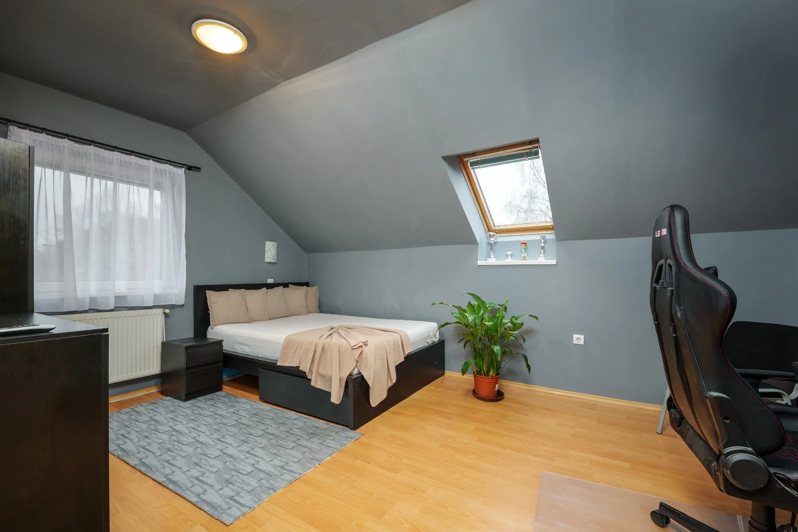 Eladó családi ház Esztergomban - Kép 7