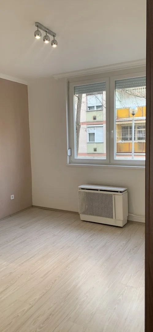 Eladó tégla lakás Debrecenben - Kép 2