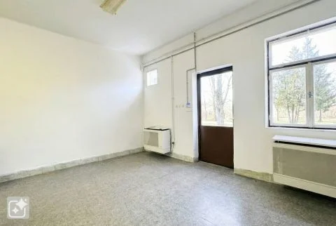 Eladó üzlet iroda / üzlet / kereskedelmi / szolgáltató Erdőkövesden - Kép 3