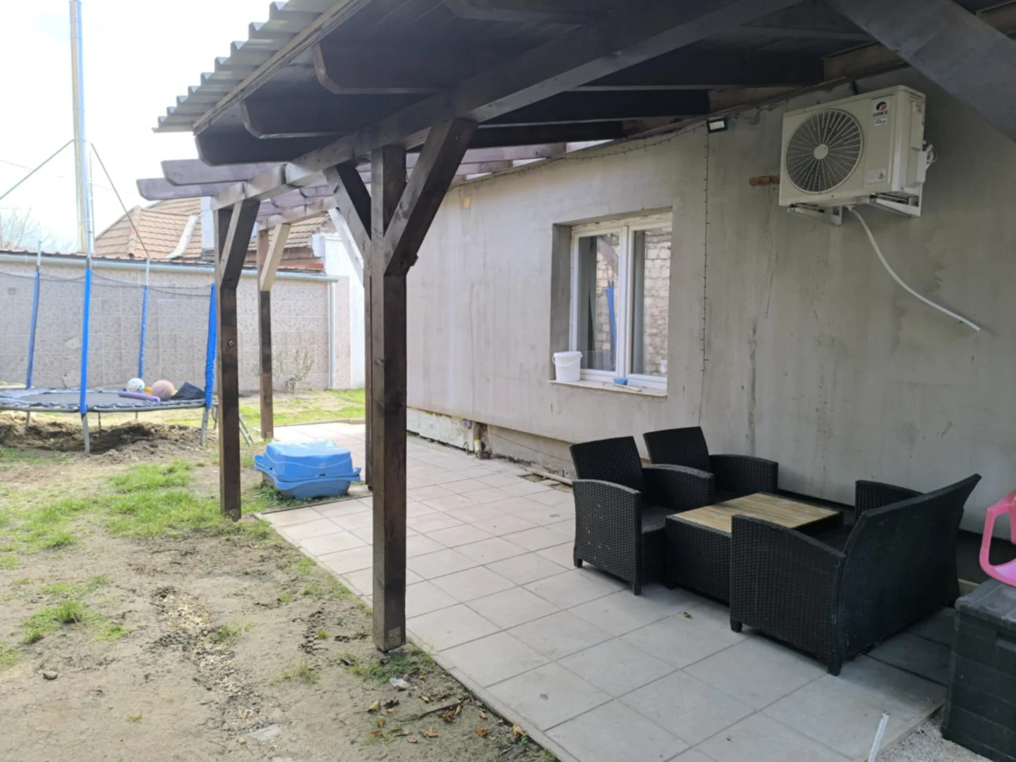 Eladó családi ház Tatabányán - Kép 3