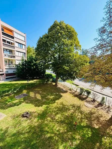 Kiadó panel lakás Halászteleken