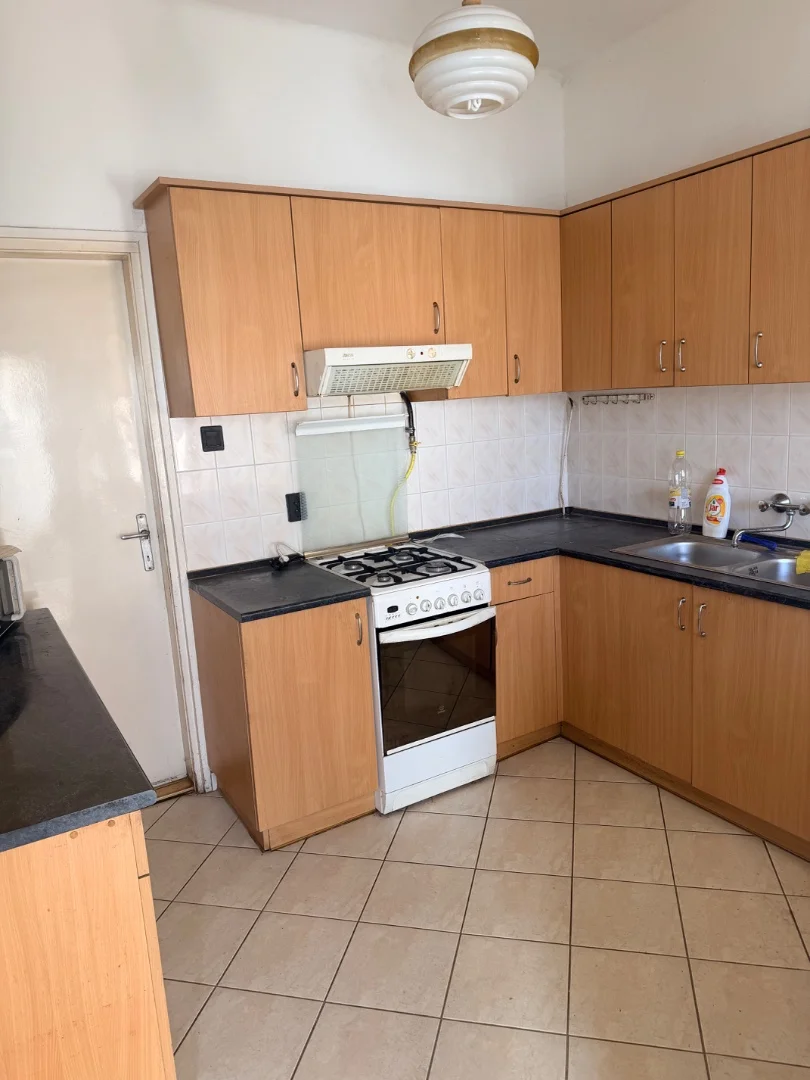 Eladó családi ház Győrött - Kép 6