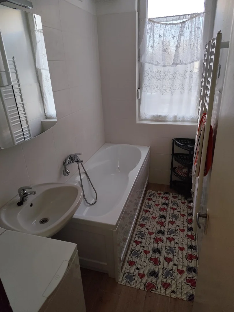 Kiadó tégla lakás Komáromon - Kép 11