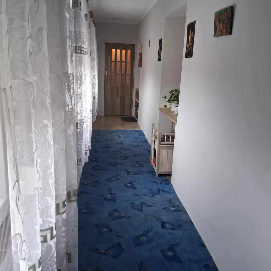 Eladó családi ház Enyingen - Kép 9