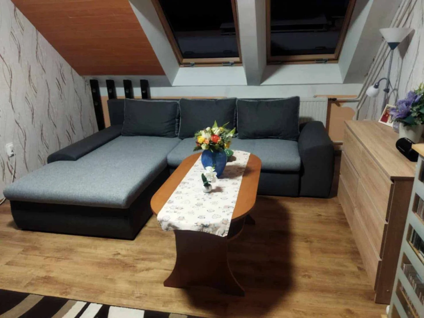 Eladó tégla lakás Veszprémben - Kép 5