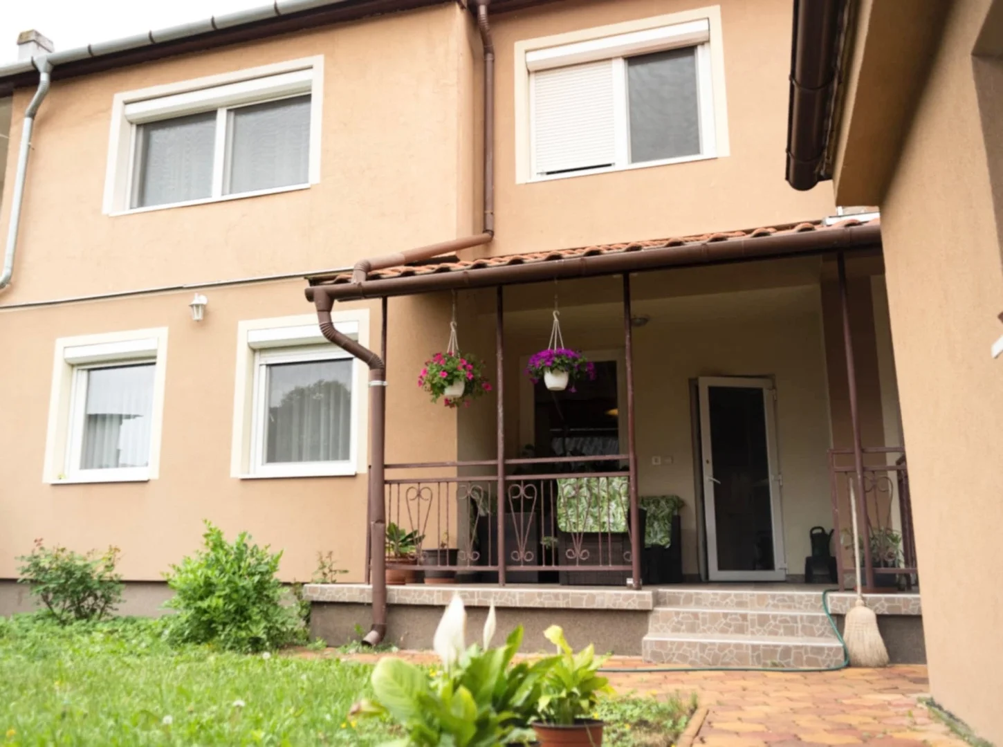 Eladó családi ház Békéscsabán - Kép 2