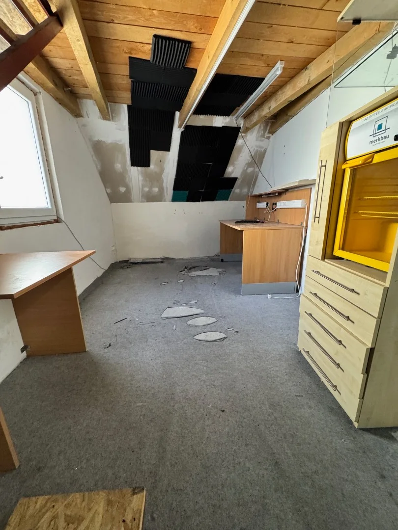 Kiadó üzlet iroda / üzlet / kereskedelmi / szolgáltató Pécsen - Kép 7