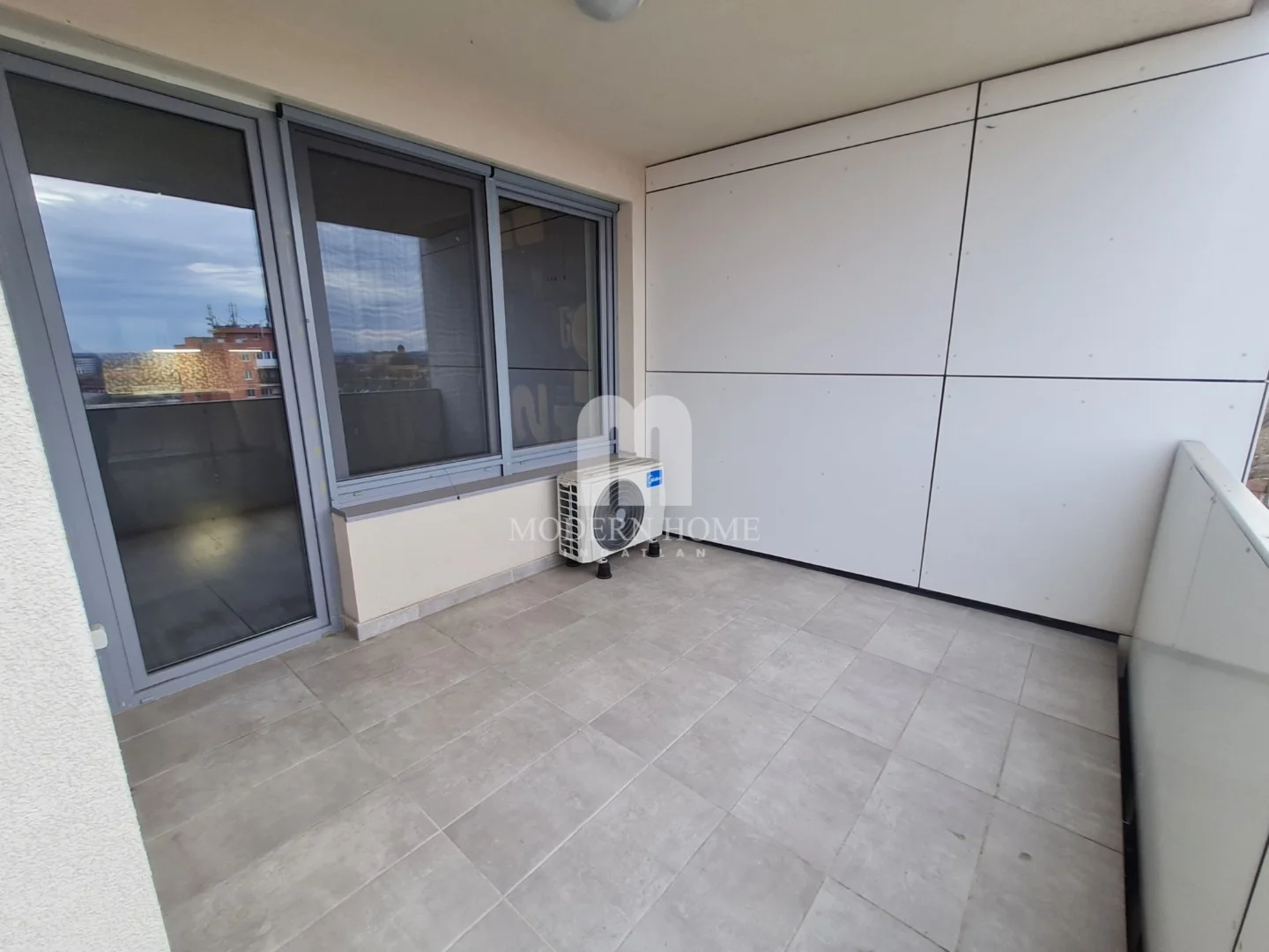 Eladó tégla lakás Székesfehérváron - Kép 2