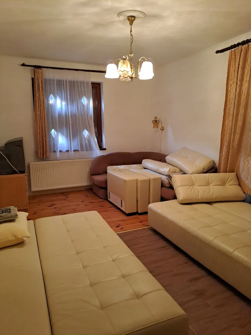 Eladó családi ház Miskolcon - Kép 11