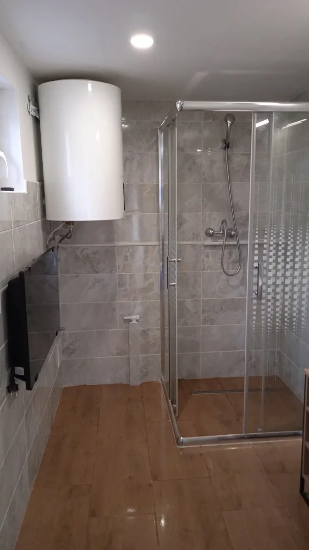 Eladó családi ház Kálon - Kép 4