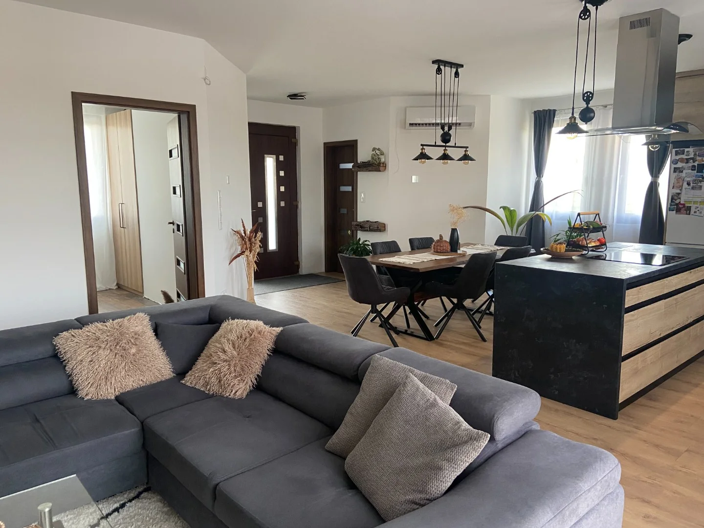 Eladó családi ház Tordason - Kép 11