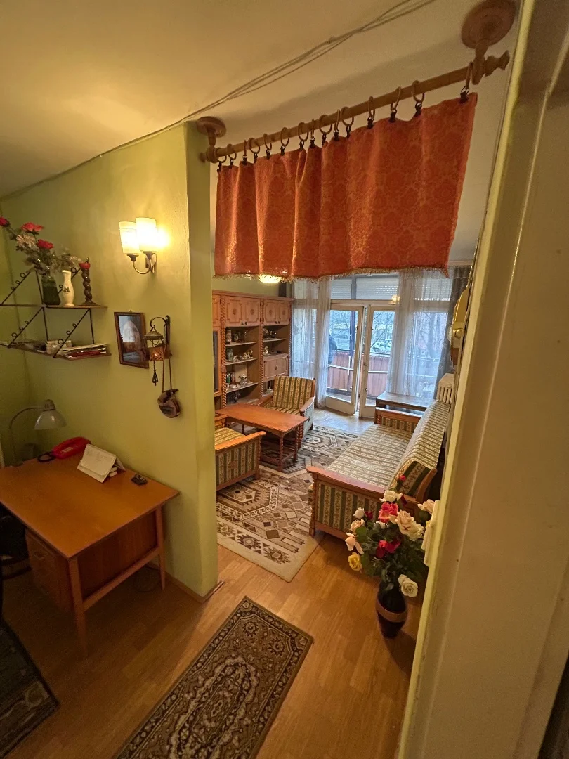 Eladó panel lakás Pécsen