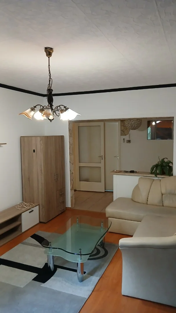 Eladó panel lakás Szarvason - Kép 9