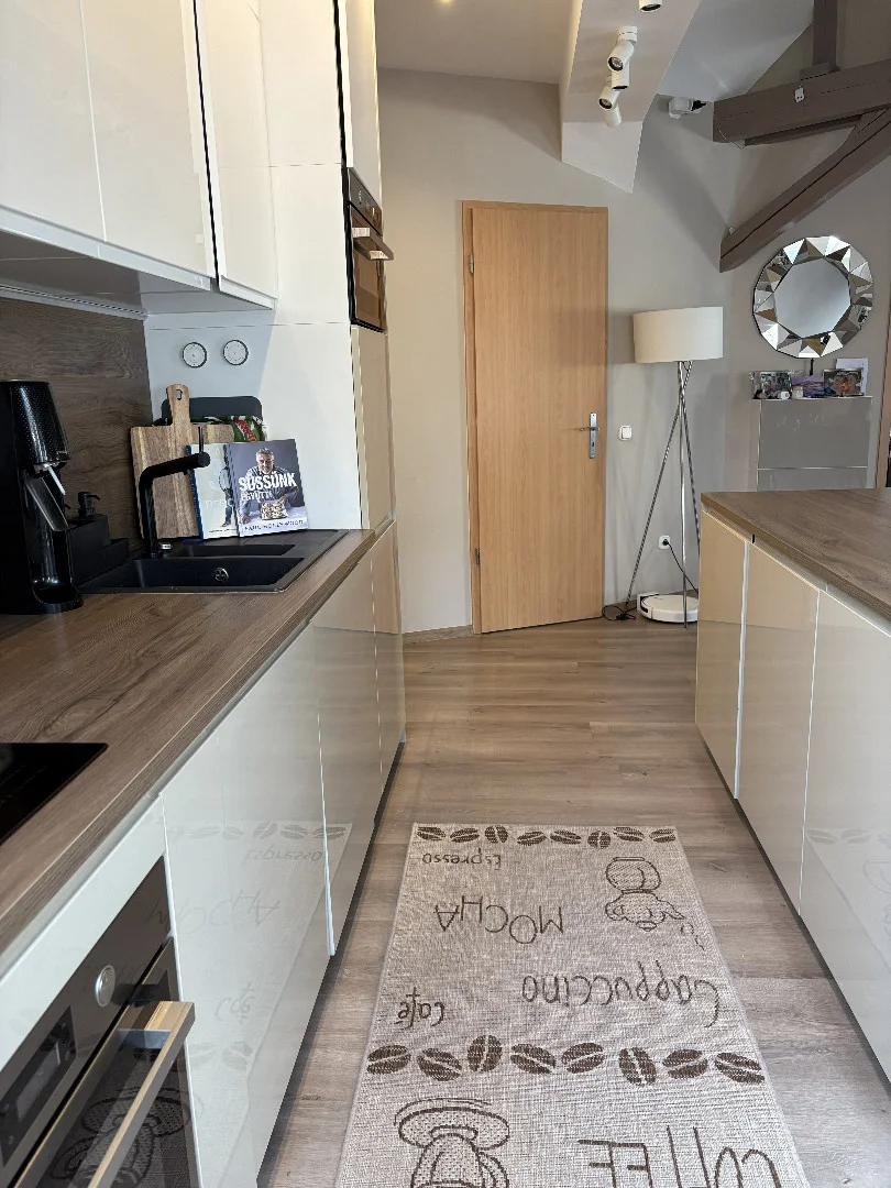 Eladó tégla lakás Szolnokon - Kép 4