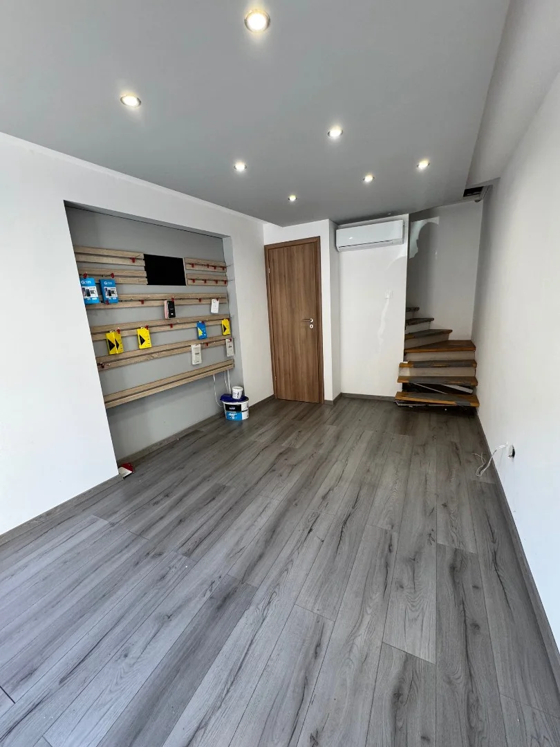 Kiadó üzlet iroda / üzlet / kereskedelmi / szolgáltató Pécsen - Kép 3