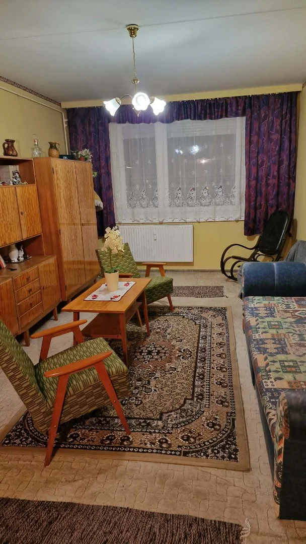 Eladó panel lakás Mosonmagyaróváron - Kép 2