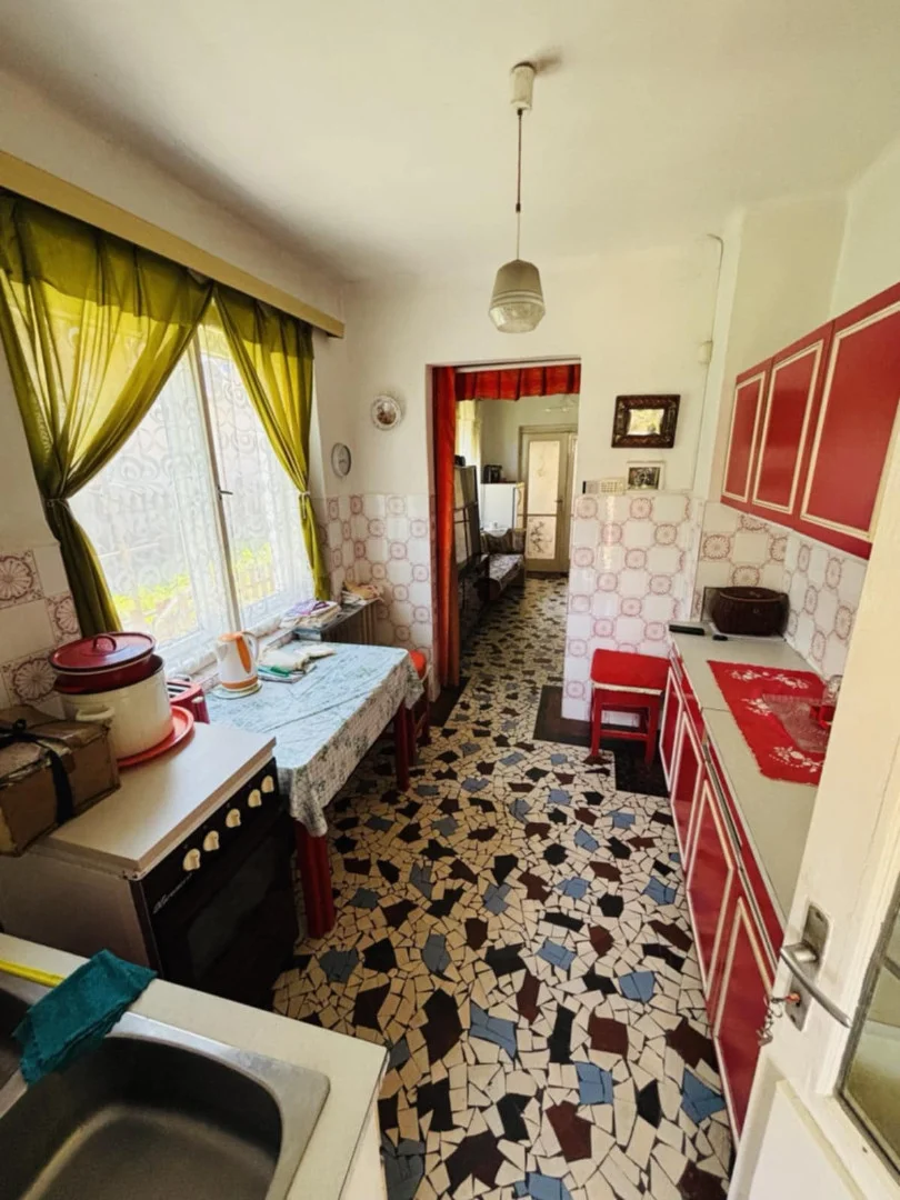 Eladó családi ház Halászteleken - Kép 6