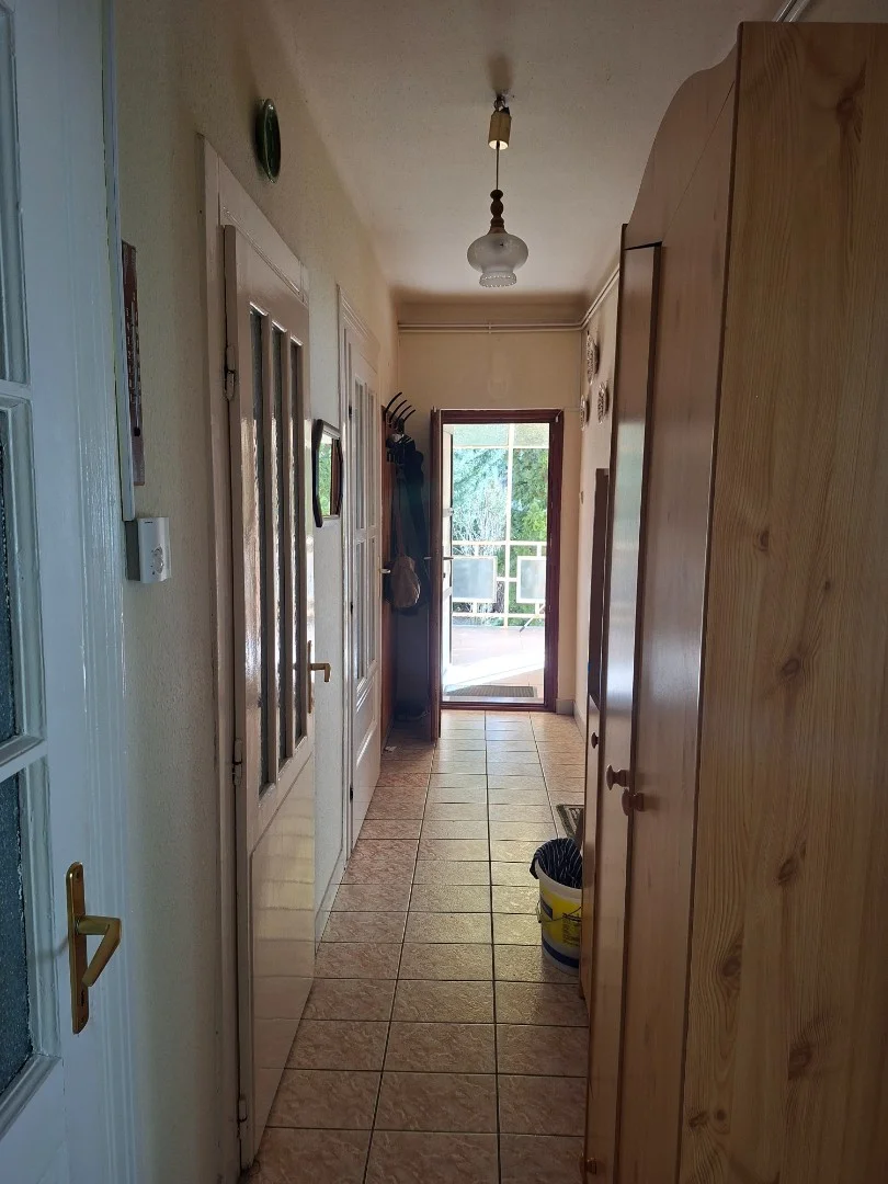 Eladó családi ház Fóton - Kép 8