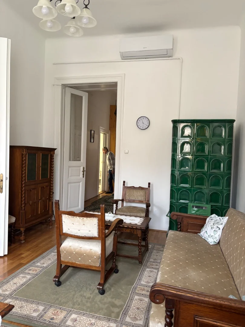 Kiadó tégla lakás Budapest 07. ker.en - Kép 2
