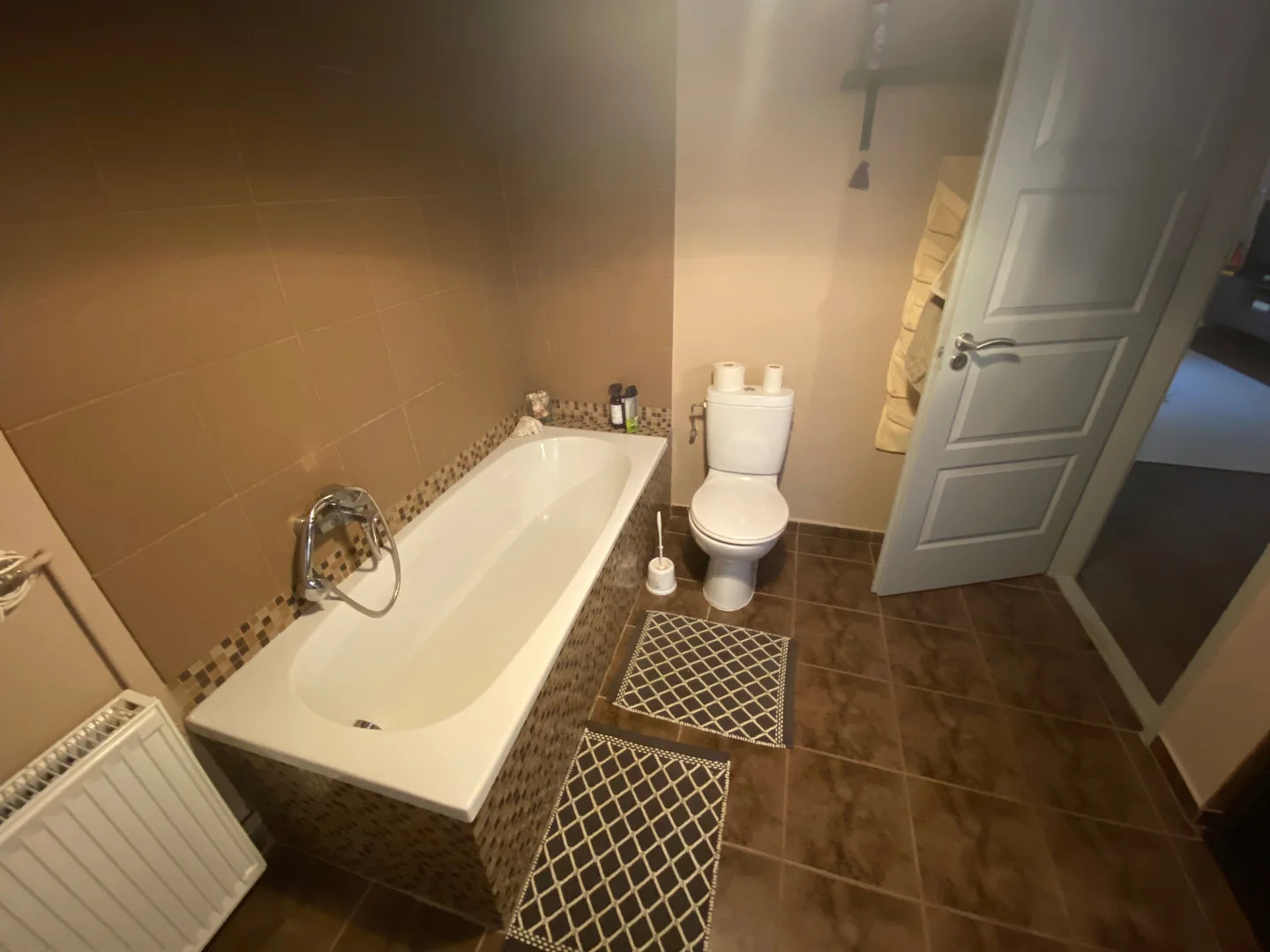 Eladó családi ház Balatonfüreden - Kép 9