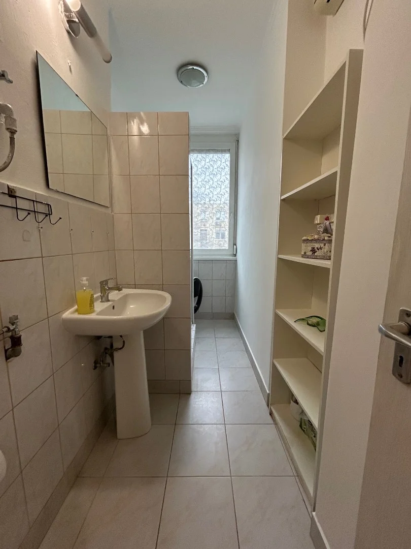 Eladó tégla lakás Debrecenben - Kép 6