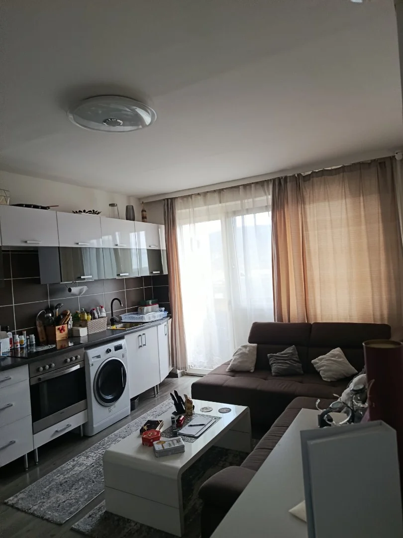 Eladó panel lakás Tatabányán - Kép 2