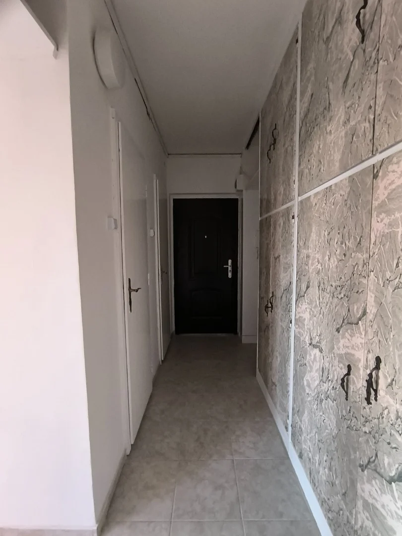 Eladó panel lakás Győrött - Kép 9