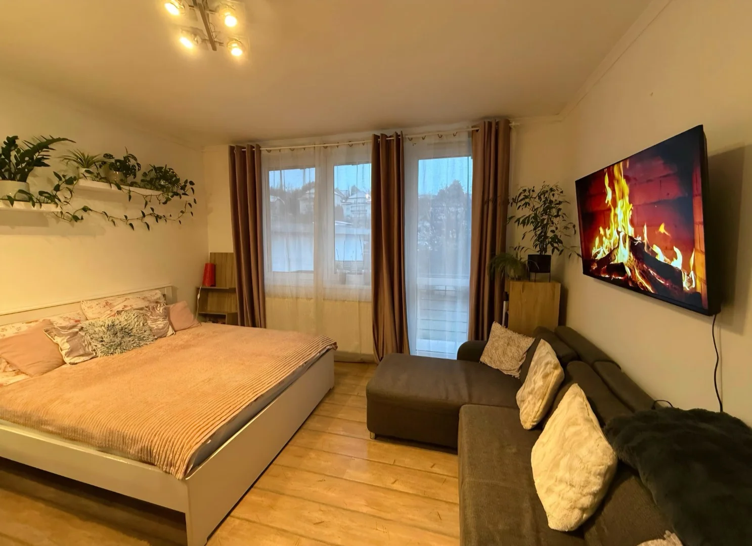 Kiadó tégla lakás Érden