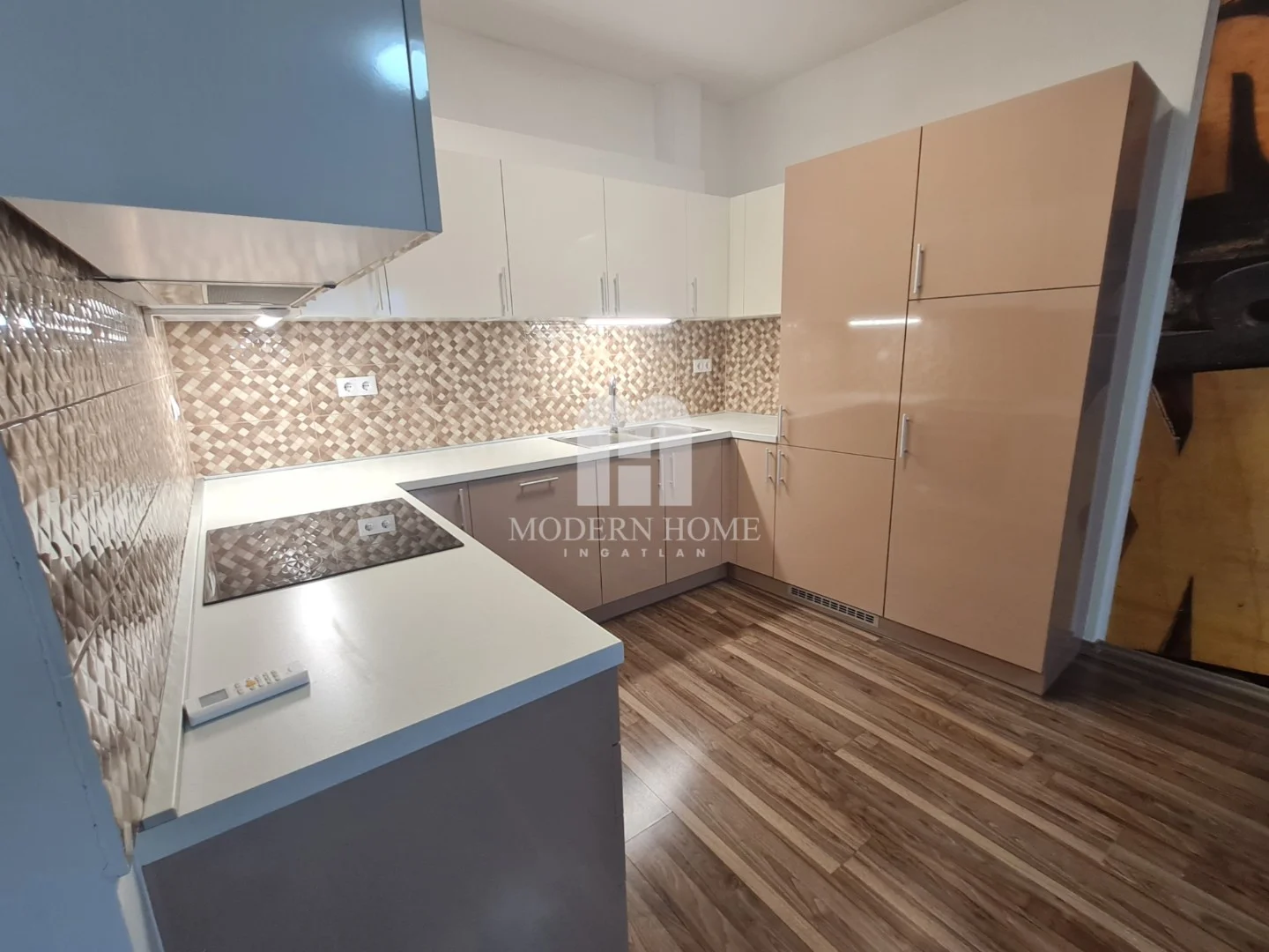 Eladó tégla lakás Székesfehérváron - Kép 10