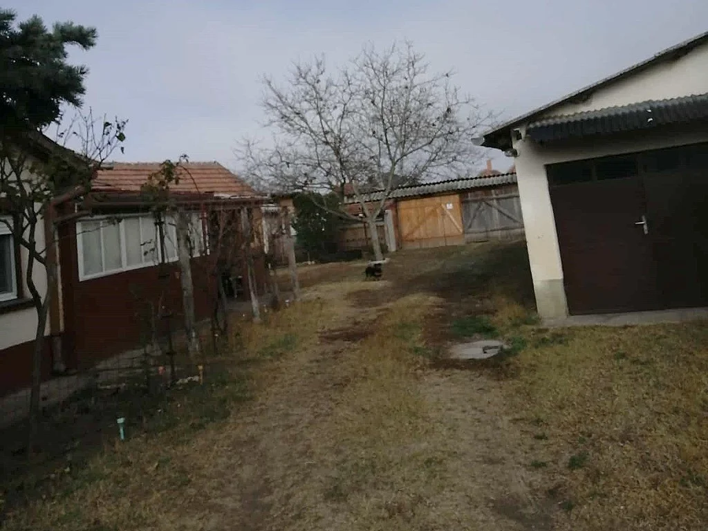 Eladó családi ház Tázláron - Kép 4