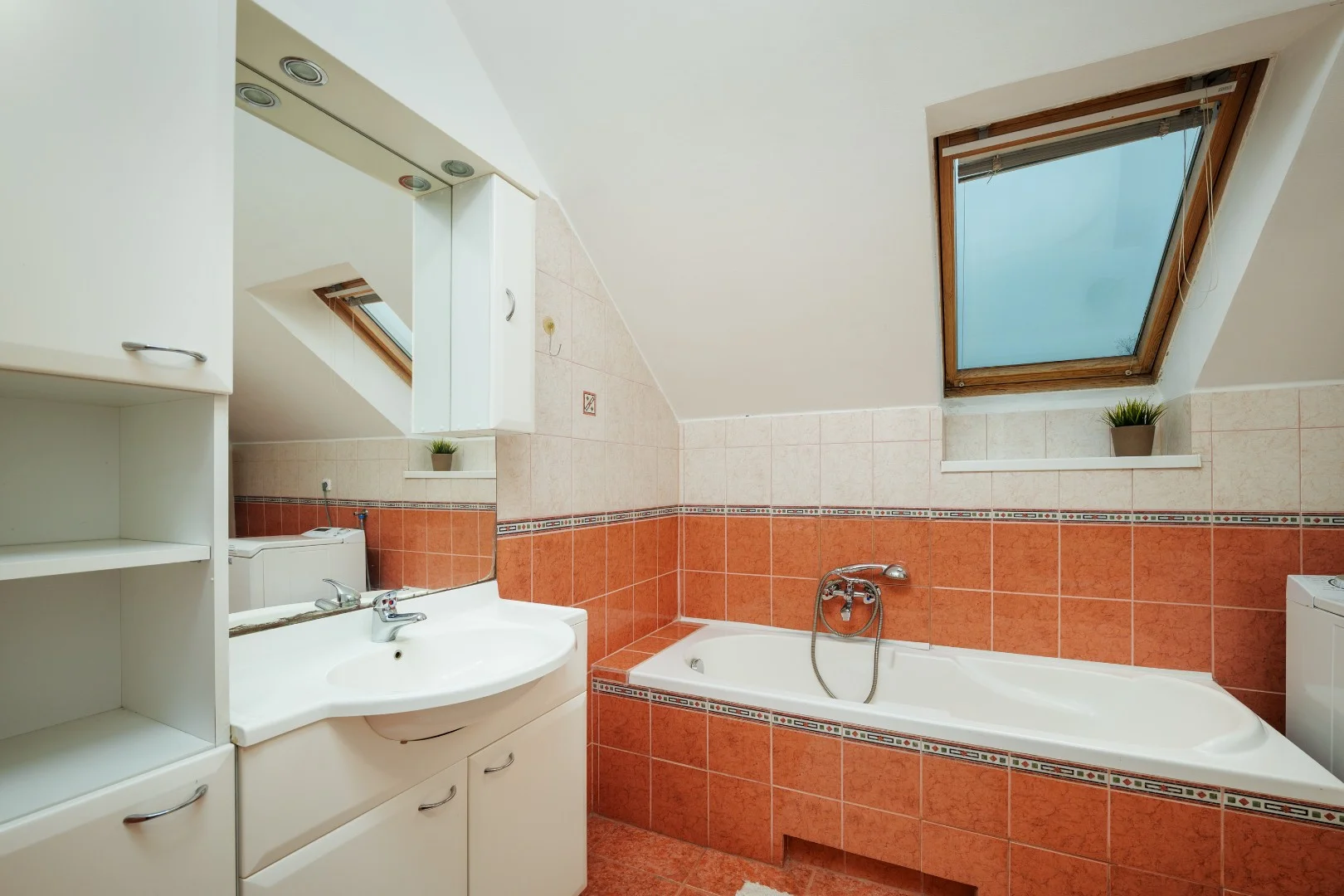 Eladó családi ház Esztergomban - Kép 9