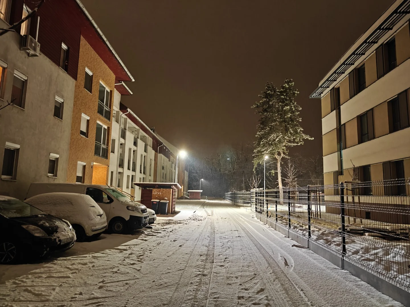 Kiadó tégla lakás Budapest 04. ker.en - Kép 8